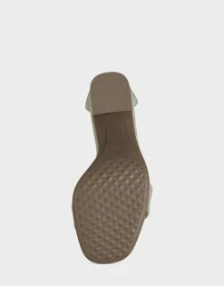 Best Sale ⌛ Aerosoles 👩 Women's 🩴 Sandal In Gold Gold Fabric ✨ -Women's Shoes Sales Store unnamed file 1684